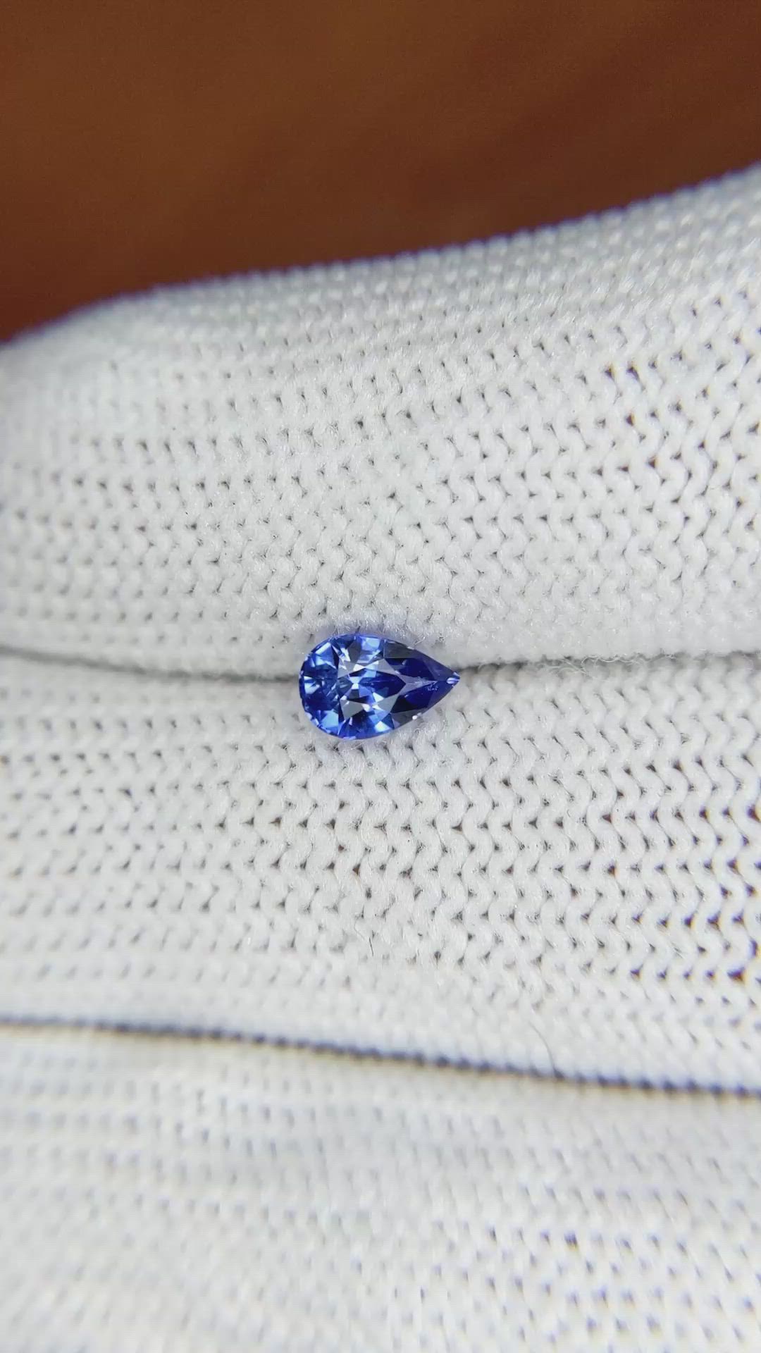 0.60 Ct. Blue Sapphire from Ceylon (Sri Lanka) Size Video