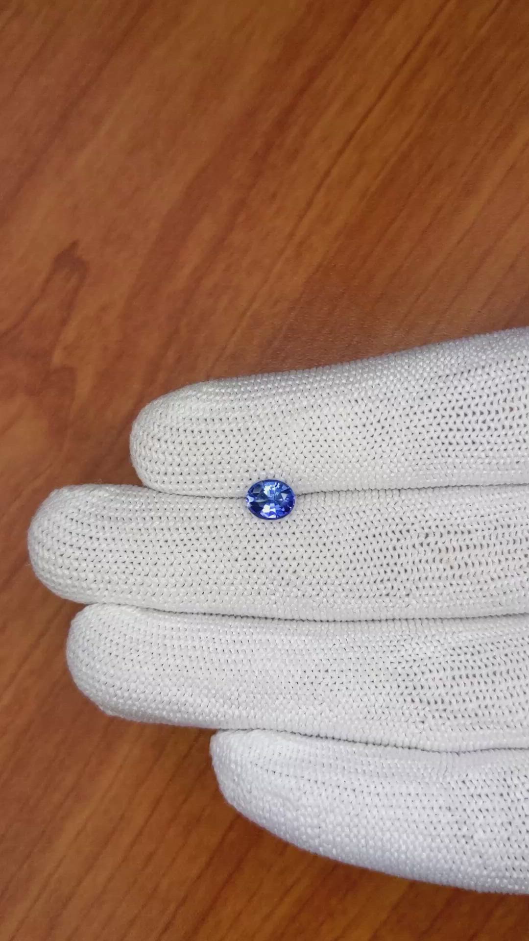 0.85 Ct. Blue Sapphire from Ceylon (Sri Lanka) Size Video
