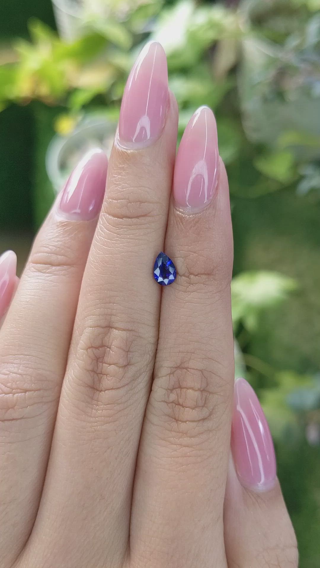 0.65 Ct. Blue Sapphire from Ceylon (Sri Lanka) Size Video