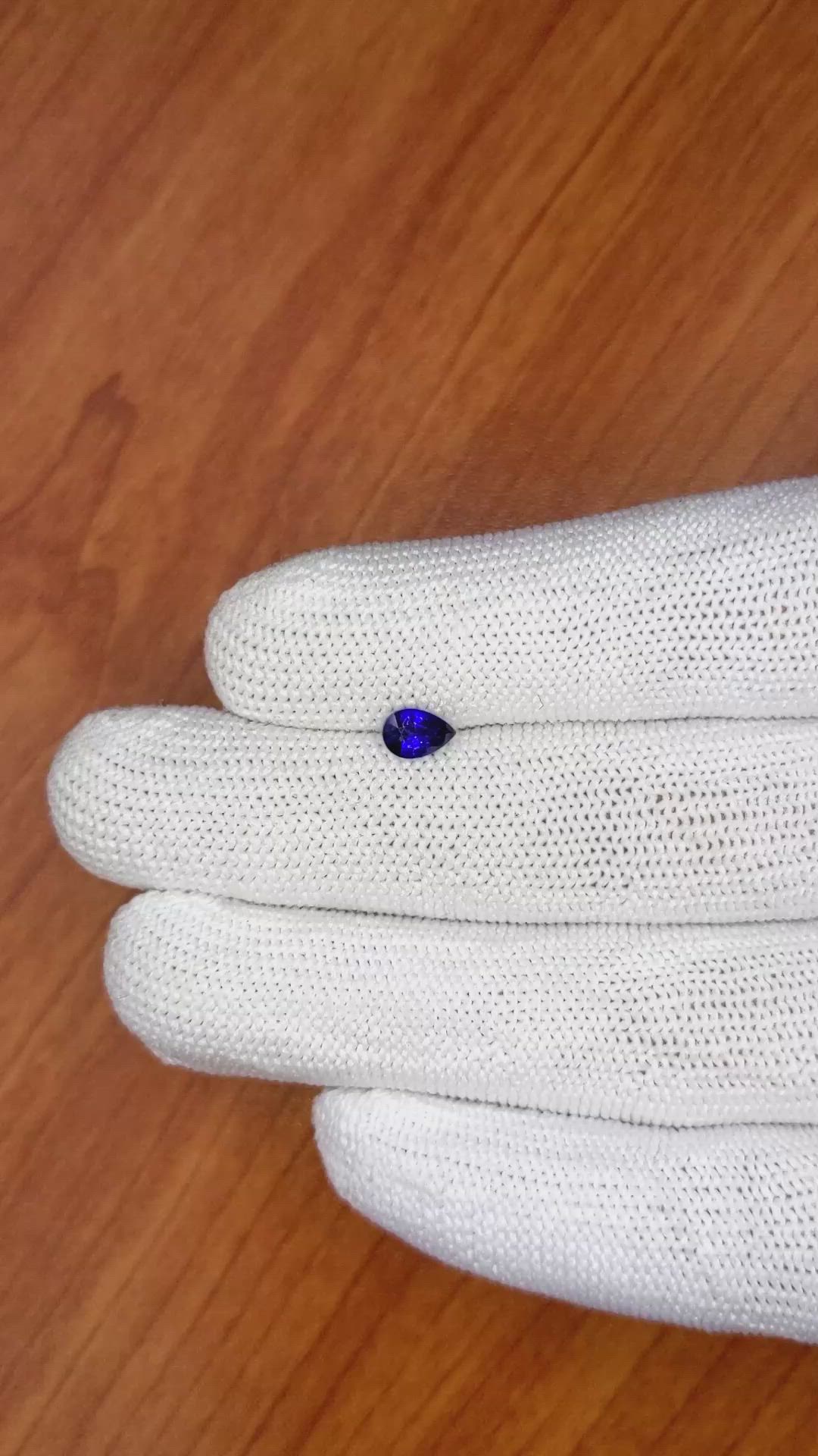 0.65 Ct. Blue Sapphire from Ceylon (Sri Lanka) Size Video