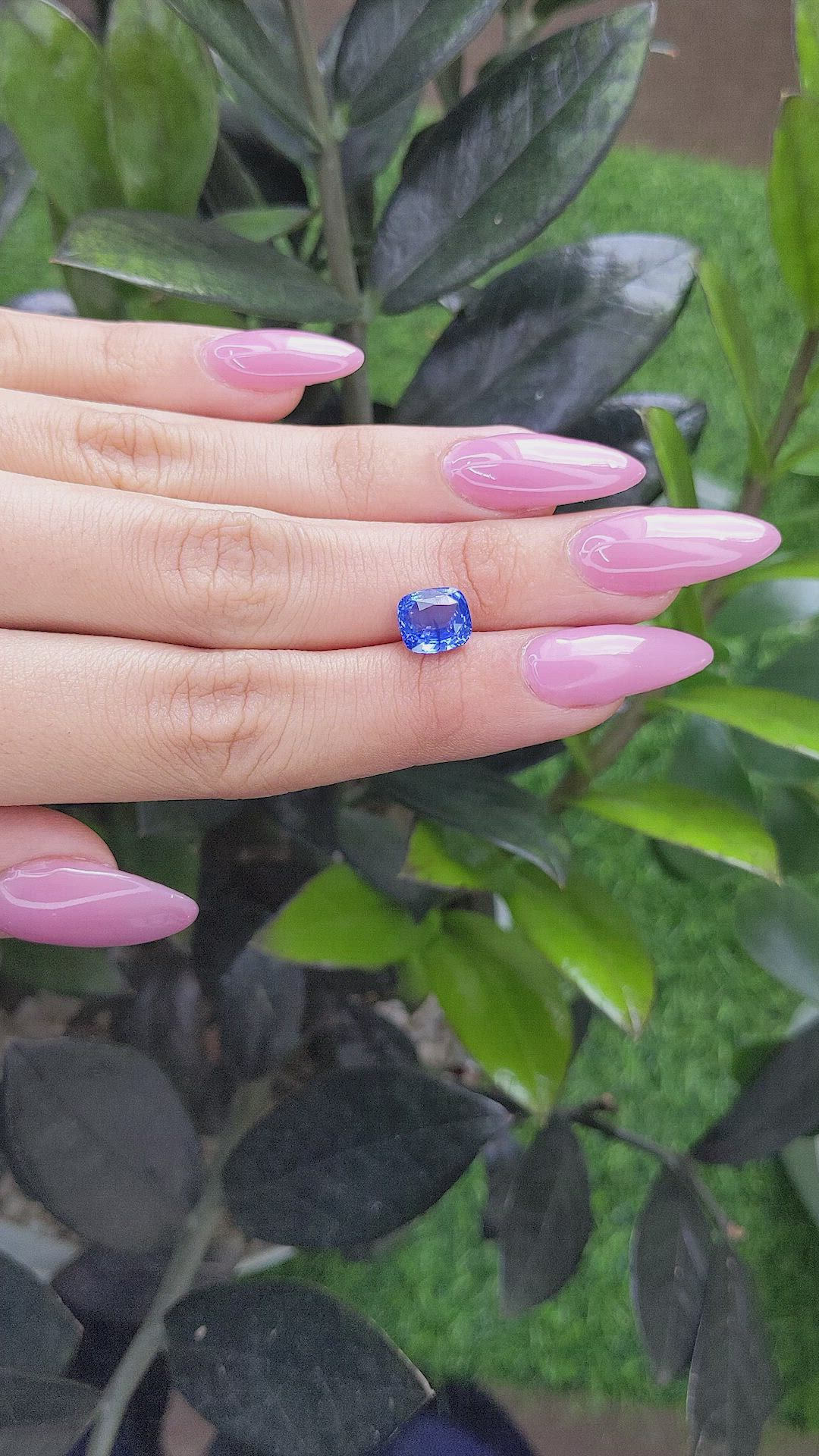 3.03 Ct. Blue Sapphire from Ceylon (Sri Lanka) Size Video