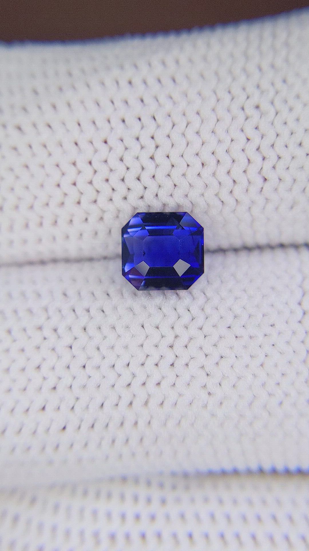 1.64 Ct. Blue Sapphire from Ceylon (Sri Lanka) Size Video