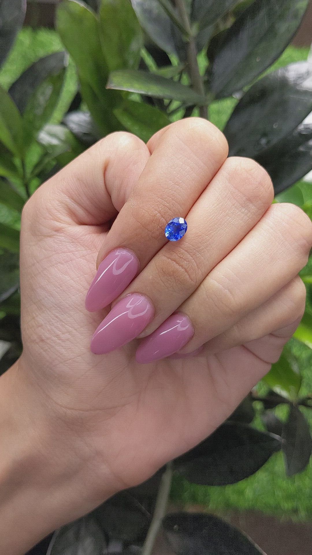 1.25 Ct. Blue Sapphire from Ceylon (Sri Lanka) Size Video