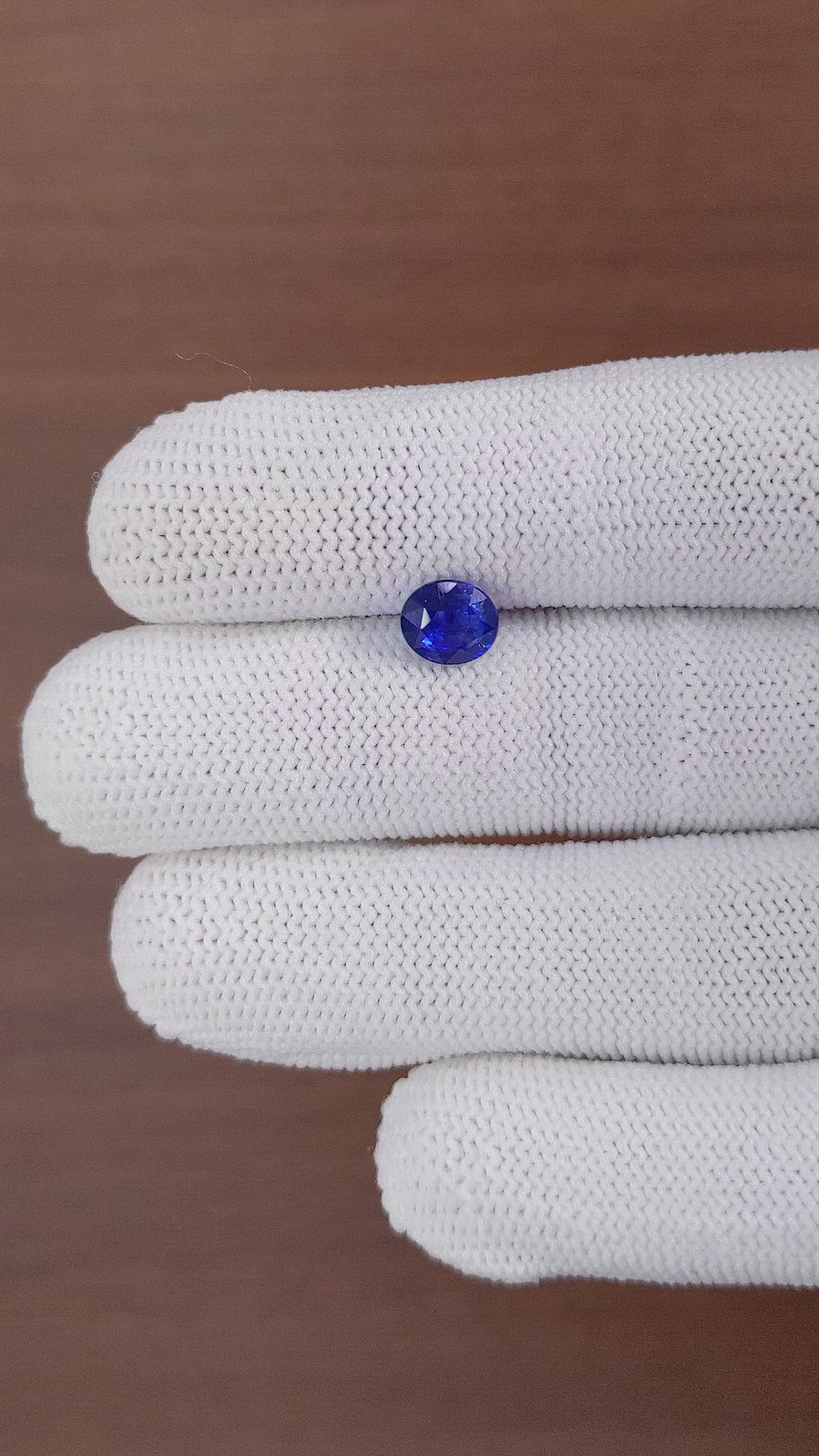 1.65 Ct. Blue Sapphire from Ceylon (Sri Lanka) Size Video