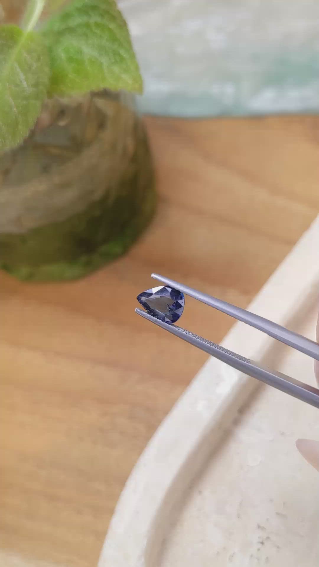 1.09 Ct. Blue Sapphire from Ceylon (Sri Lanka) Size Video