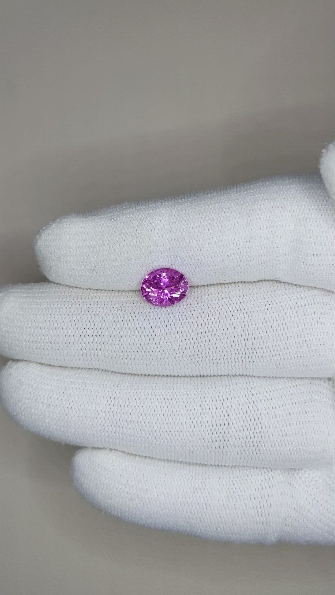 2.52 Ct. Pinkish Purple Sapphire from Ceylon (Sri Lanka) Size Video