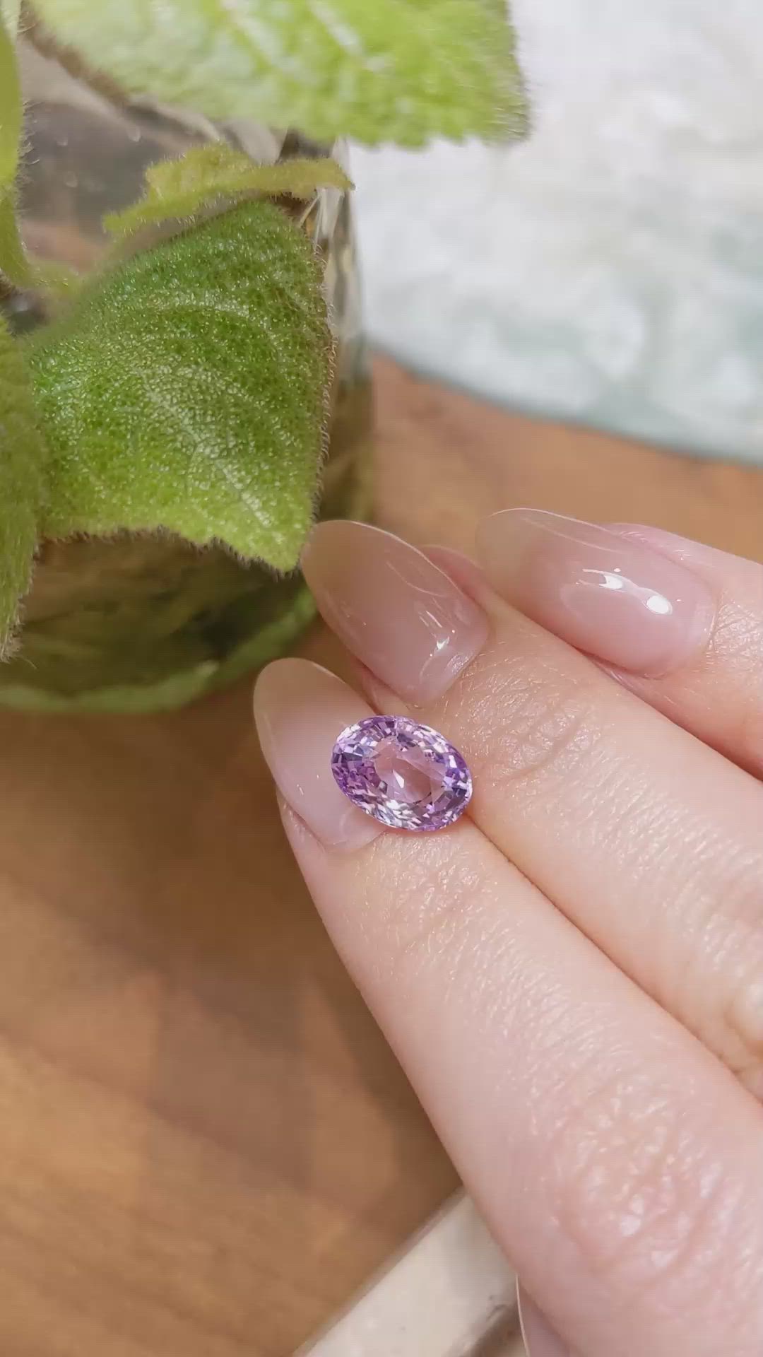4.02 Ct. Pinkish Purple Sapphire from Ceylon (Sri Lanka) Size Video