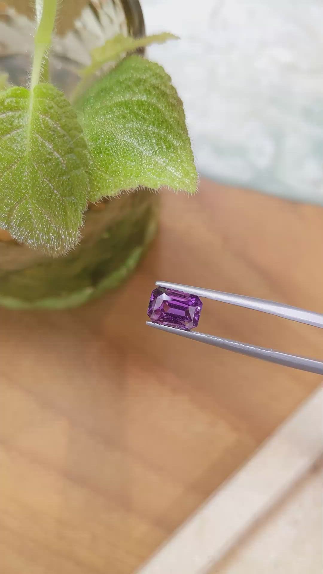 2.59 Ct. Pinkish Purple Sapphire from Ceylon (Sri Lanka) Size Video
