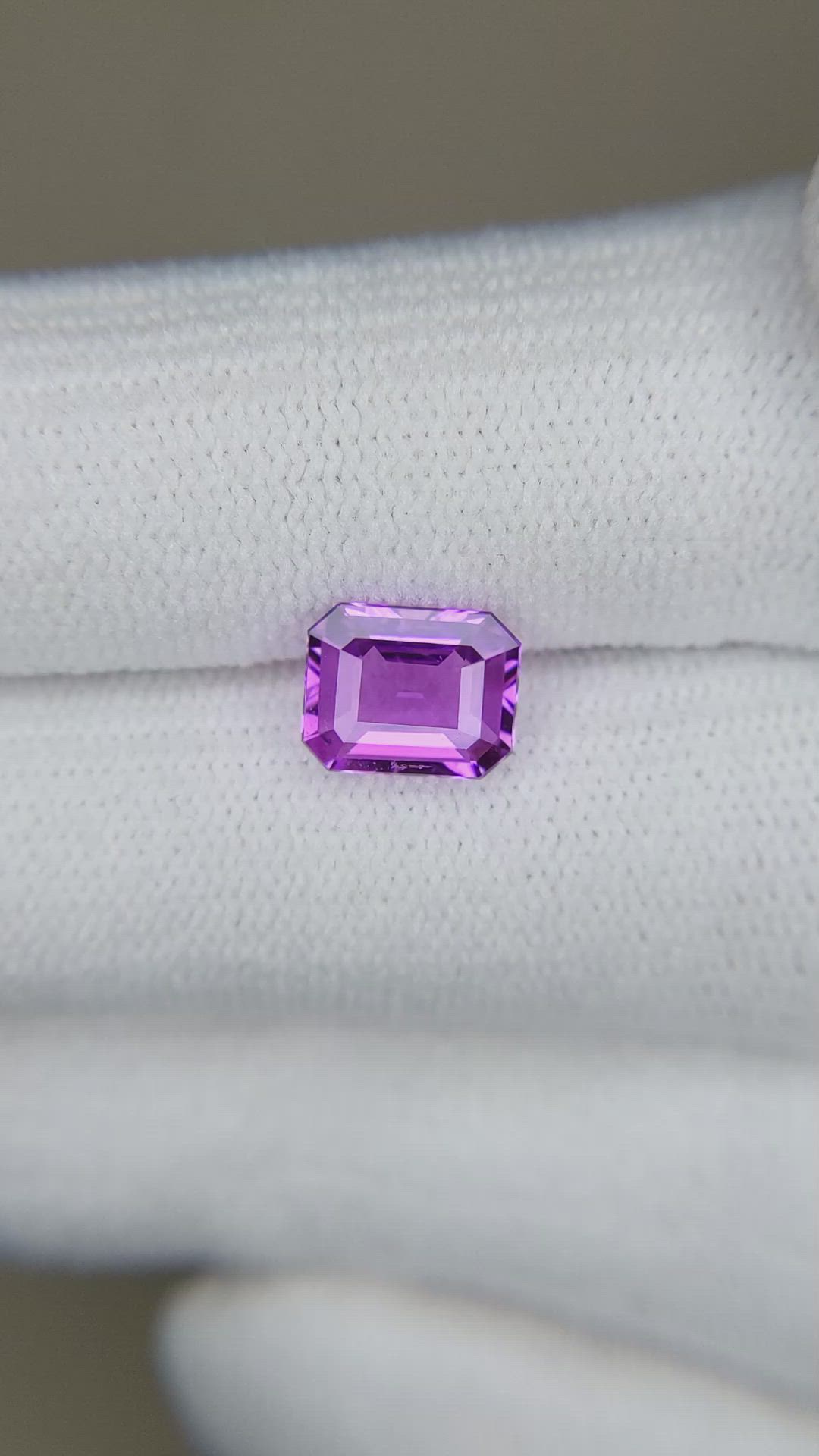 1.52 Ct. Pinkish Purple Sapphire from Ceylon (Sri Lanka) Size Video
