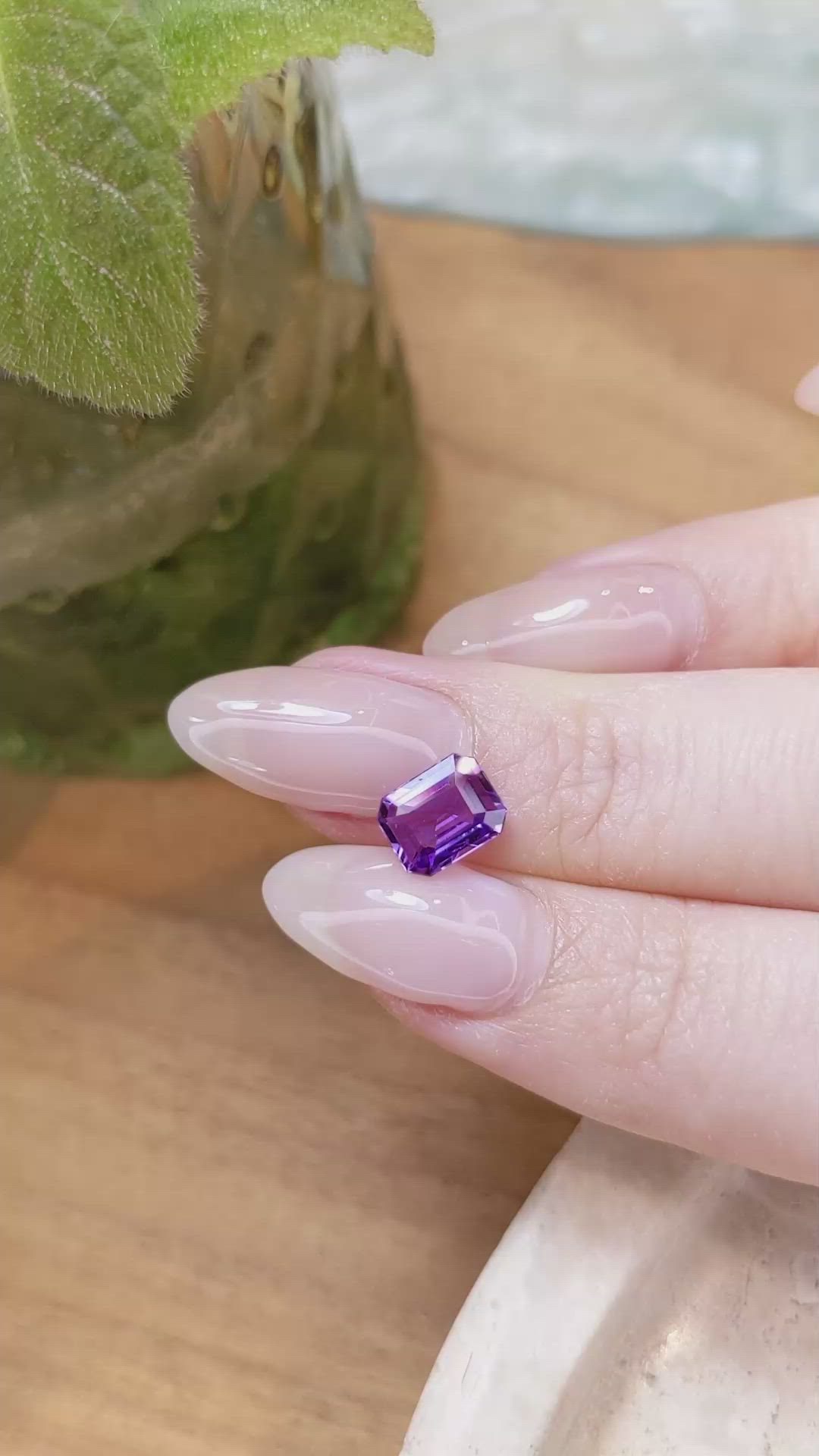 1.52 Ct. Pinkish Purple Sapphire from Ceylon (Sri Lanka) Size Video