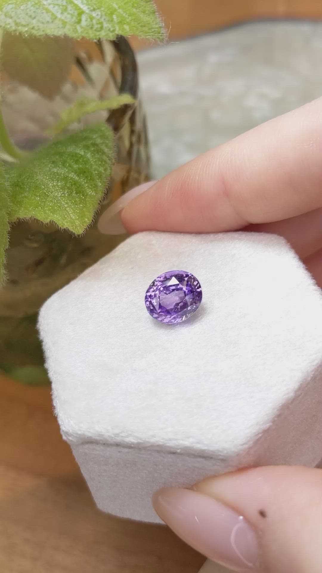 4.10 Ct. Purple Sapphire from Ceylon (Sri Lanka) Size Video