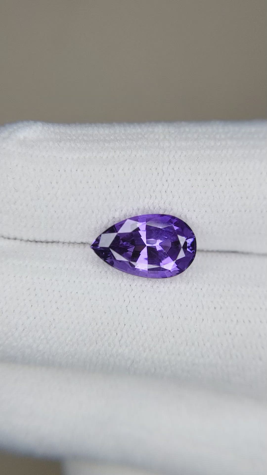 3.02 Ct. Purple Sapphire from Ceylon (Sri Lanka) Size Video