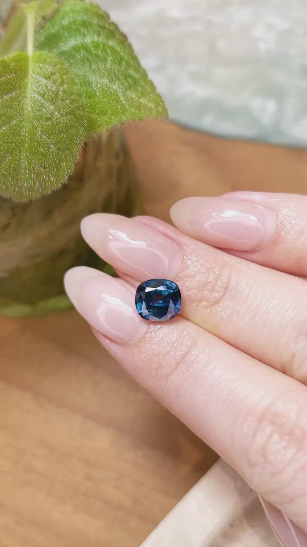 2.75 Ct. Blue Sapphire from Ceylon (Sri Lanka) Size Video