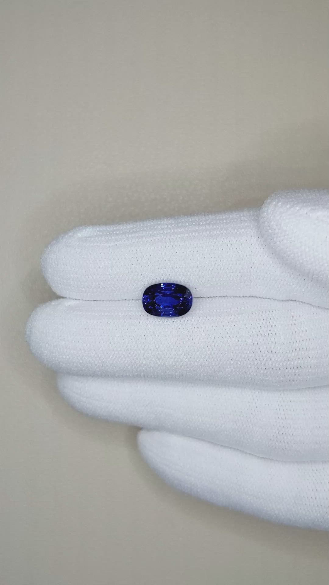 2.74 Ct. Blue Sapphire from Ceylon (Sri Lanka) Size Video