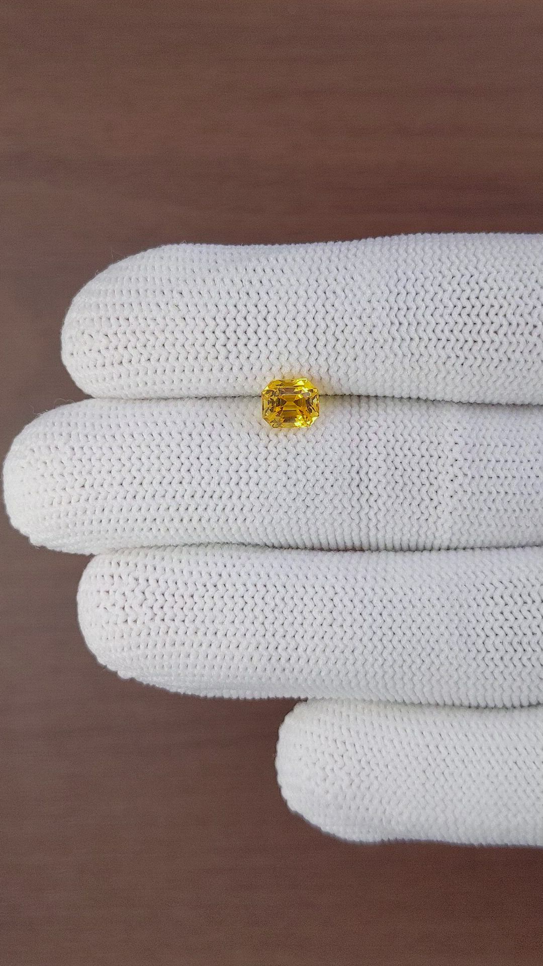 1.72 Ct. Orangish Yellow Sapphire from Ceylon (Sri Lanka) Size Video