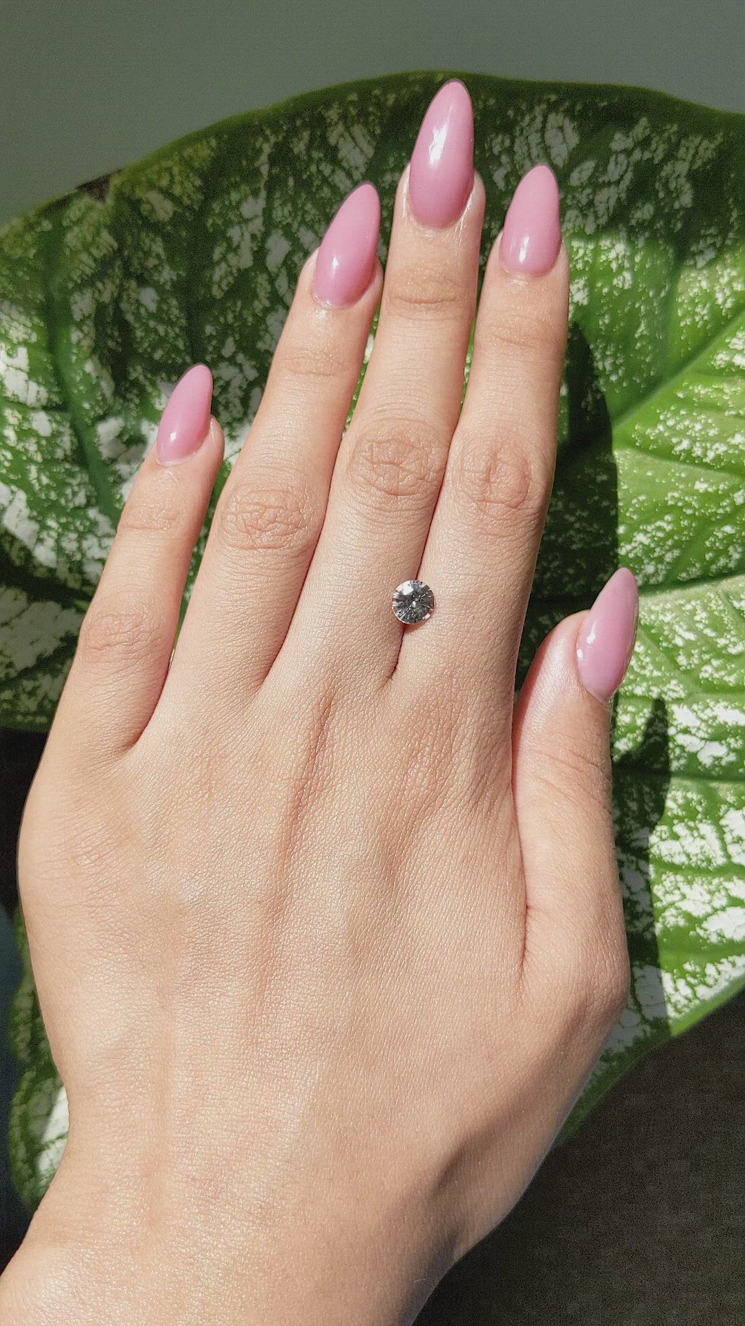 1.46 Ct. White Sapphire from Ceylon (Sri Lanka) Size Video