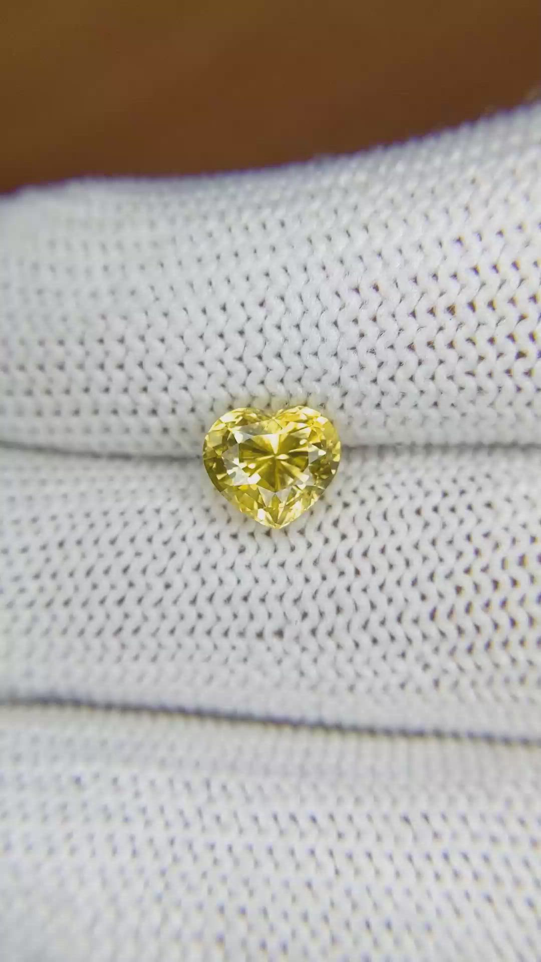 2.10 Ct. Yellow Sapphire from Ceylon (Sri Lanka) Size Video