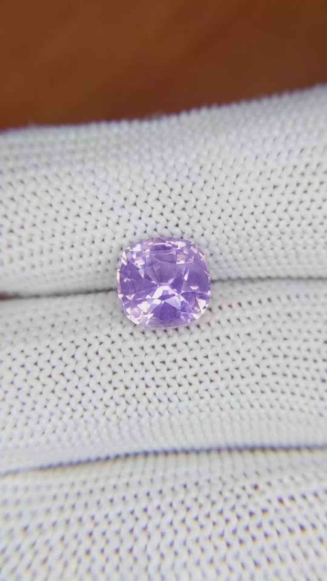 3.51 Ct. Pinkish Purple Sapphire from Ceylon (Sri Lanka) Size Video