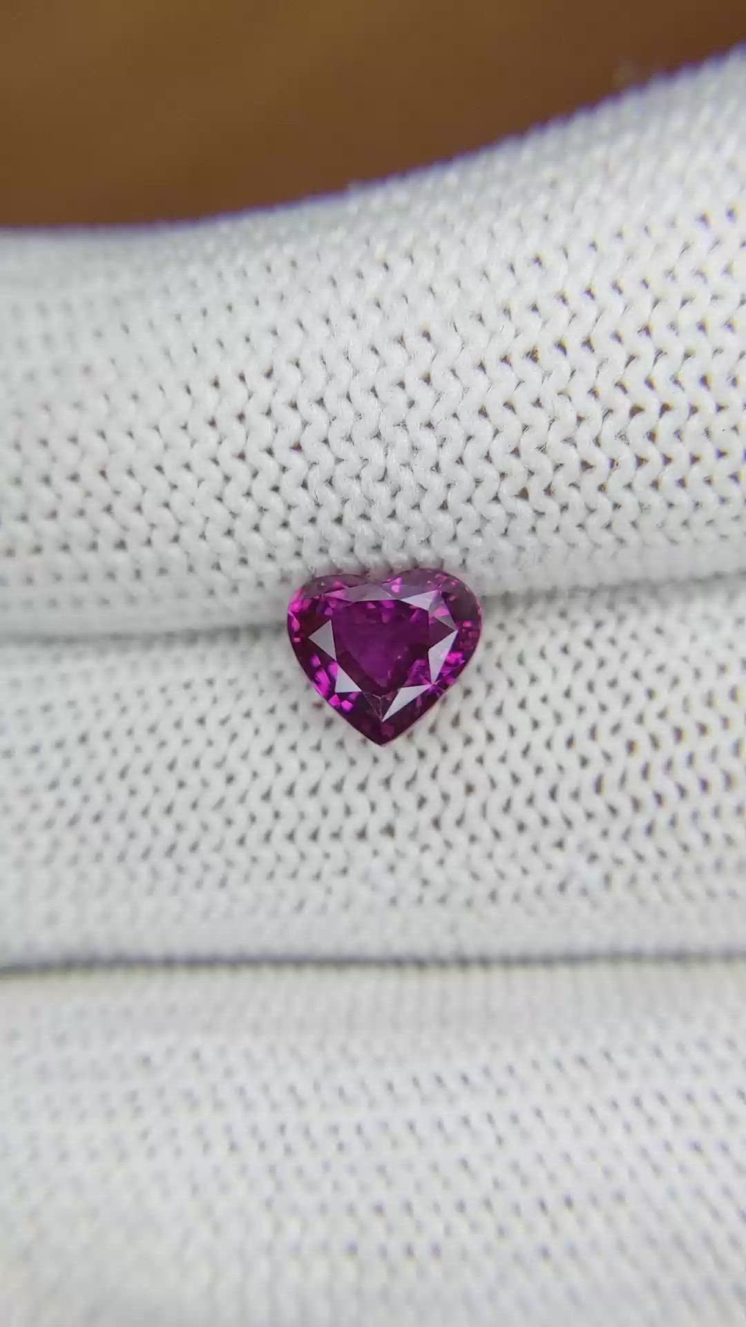 2.13 Ct. Purplish Pink Sapphire from Ceylon (Sri Lanka) Size Video
