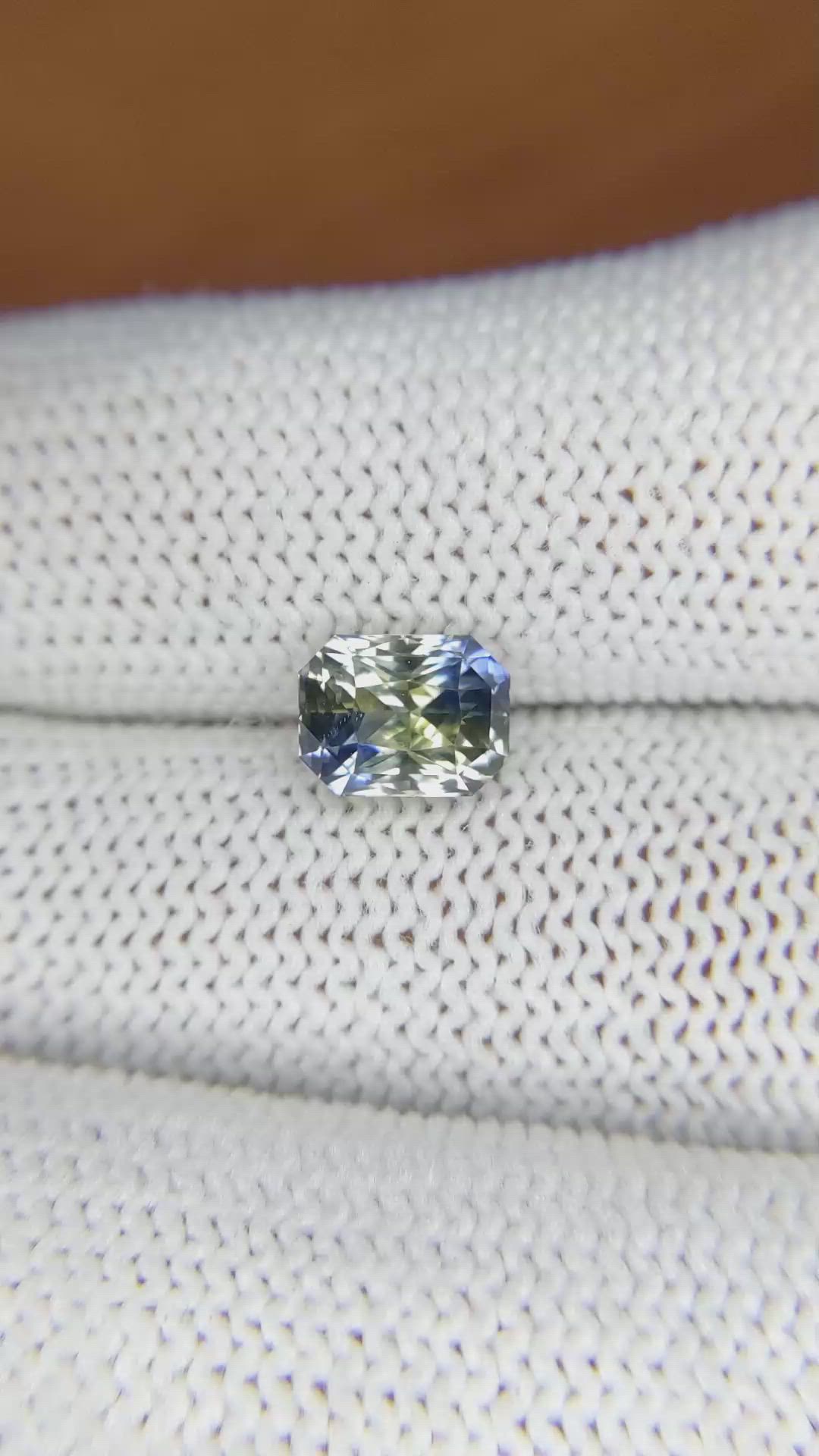2.47 Ct. Bi Color Sapphire from Ceylon (Sri Lanka) Size Video