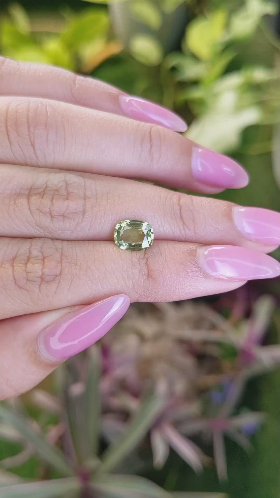 1.79 Ct. Green Sapphire from Ceylon (Sri Lanka) Size Video