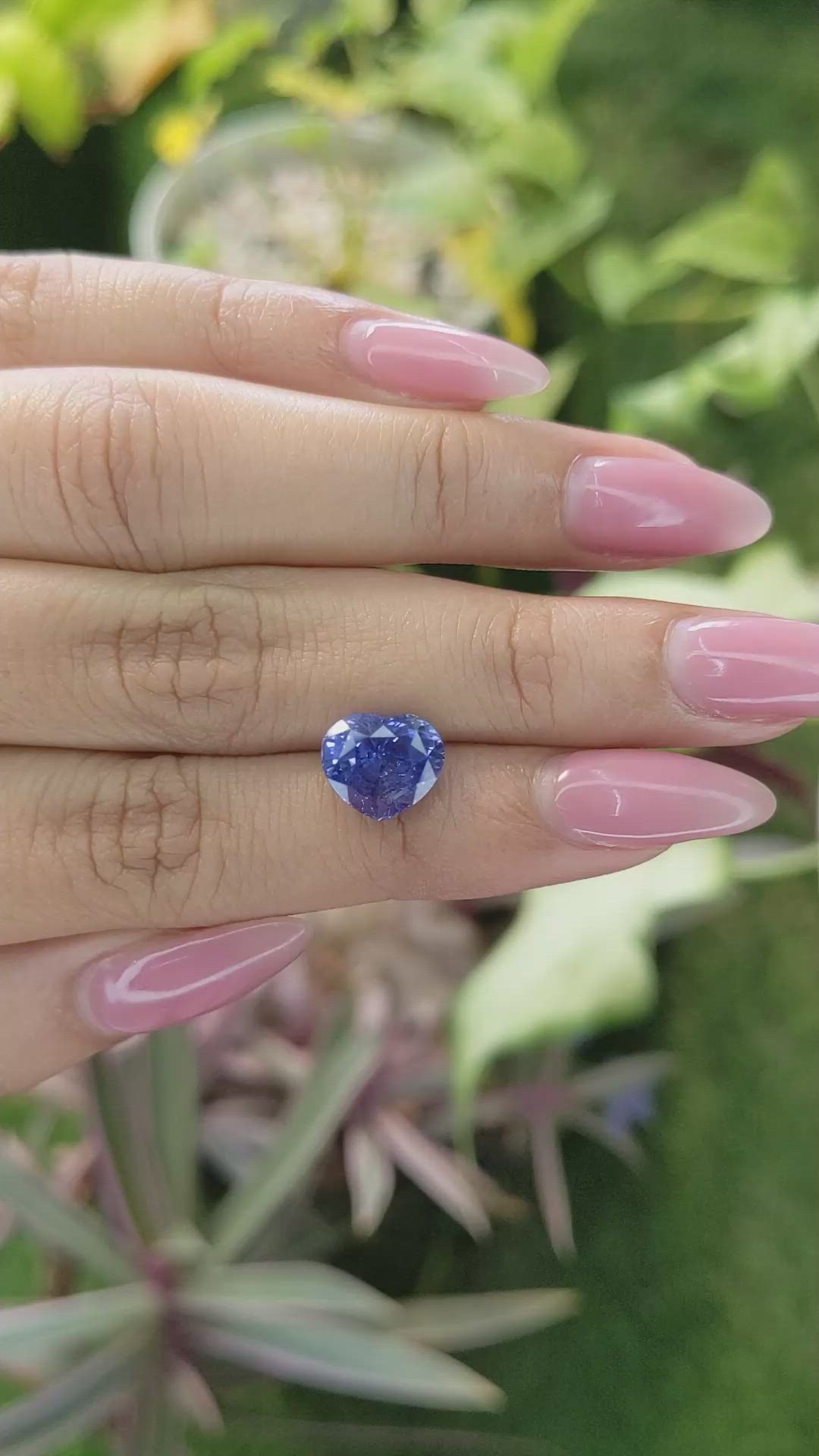 3.98 Ct. Blue Sapphire from Ceylon (Sri Lanka) Size Video