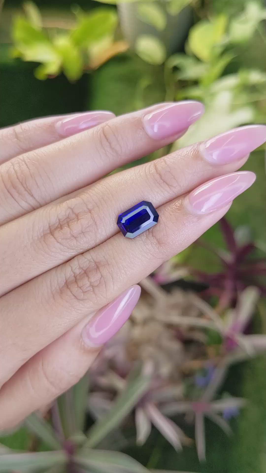 3.51 Ct. Blue Sapphire from Ceylon (Sri Lanka) Size Video