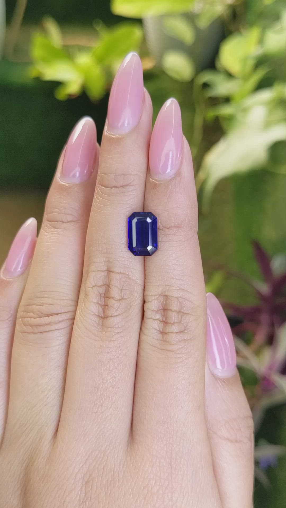 3.51 Ct. Blue Sapphire from Ceylon (Sri Lanka) Size Video