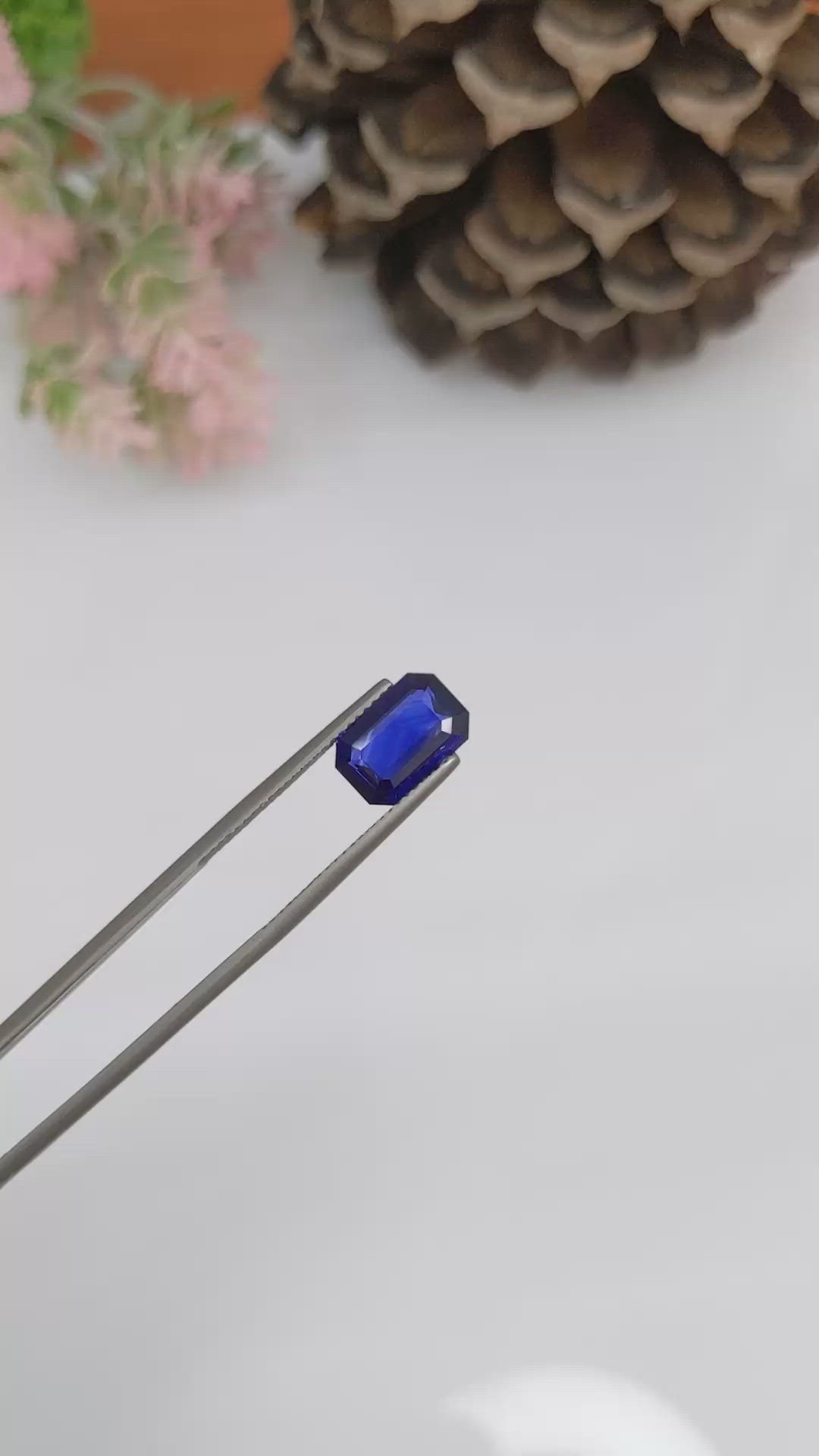 3.51 Ct. Blue Sapphire from Ceylon (Sri Lanka) Size Video