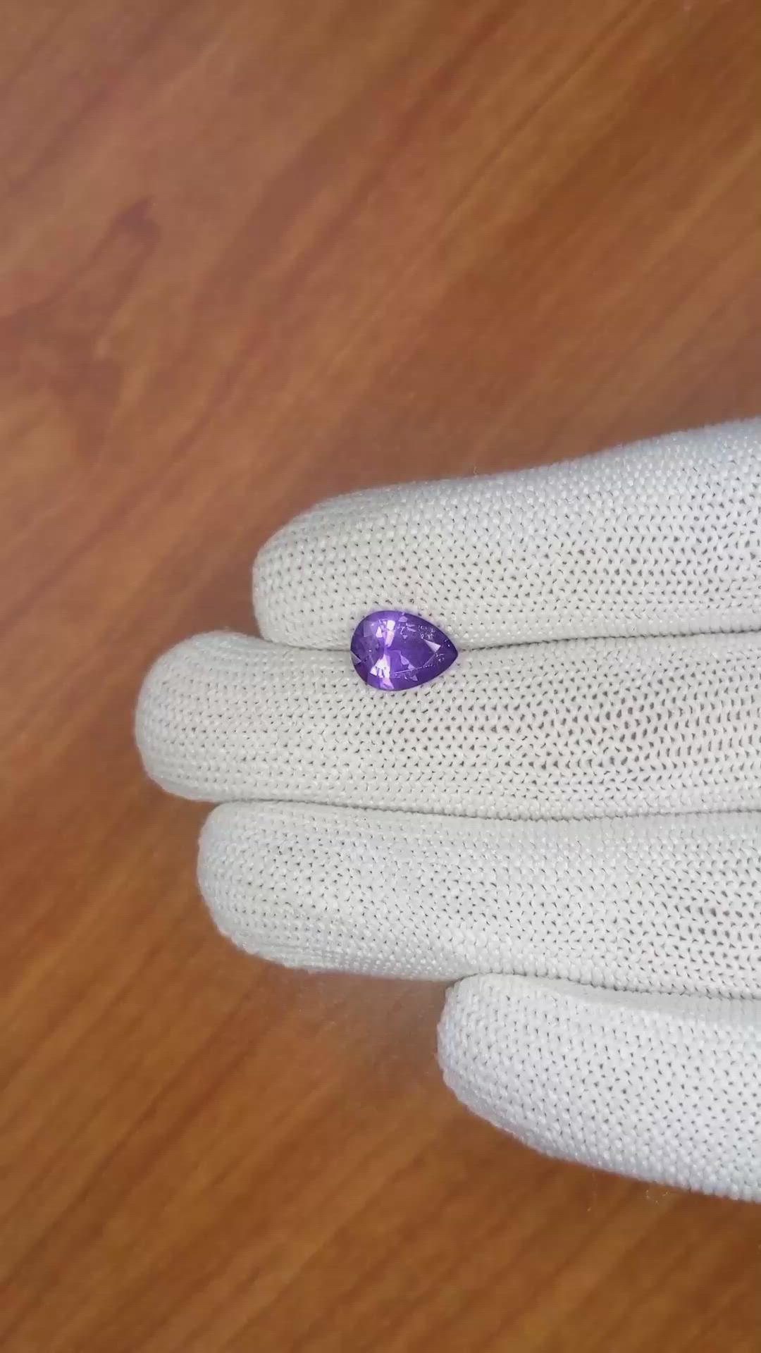 2.31 Ct. Purple Sapphire from Ceylon (Sri Lanka) Size Video