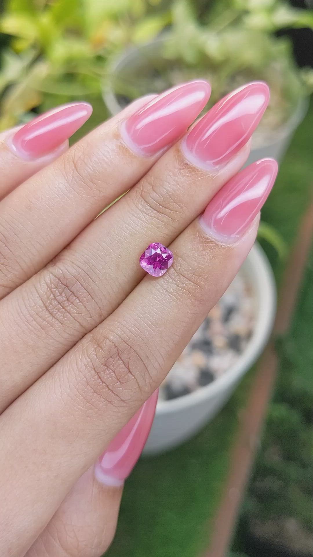 1.27 Ct. Purplish Pink Sapphire from Ceylon (Sri Lanka) Size Video