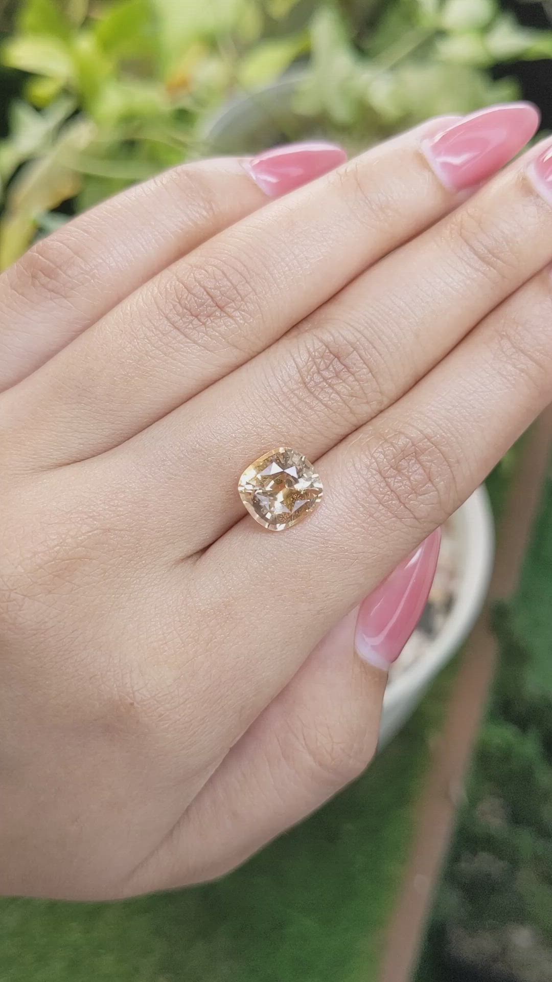4.68 Ct. Peach Sapphire from Ceylon (Sri Lanka) Size Video