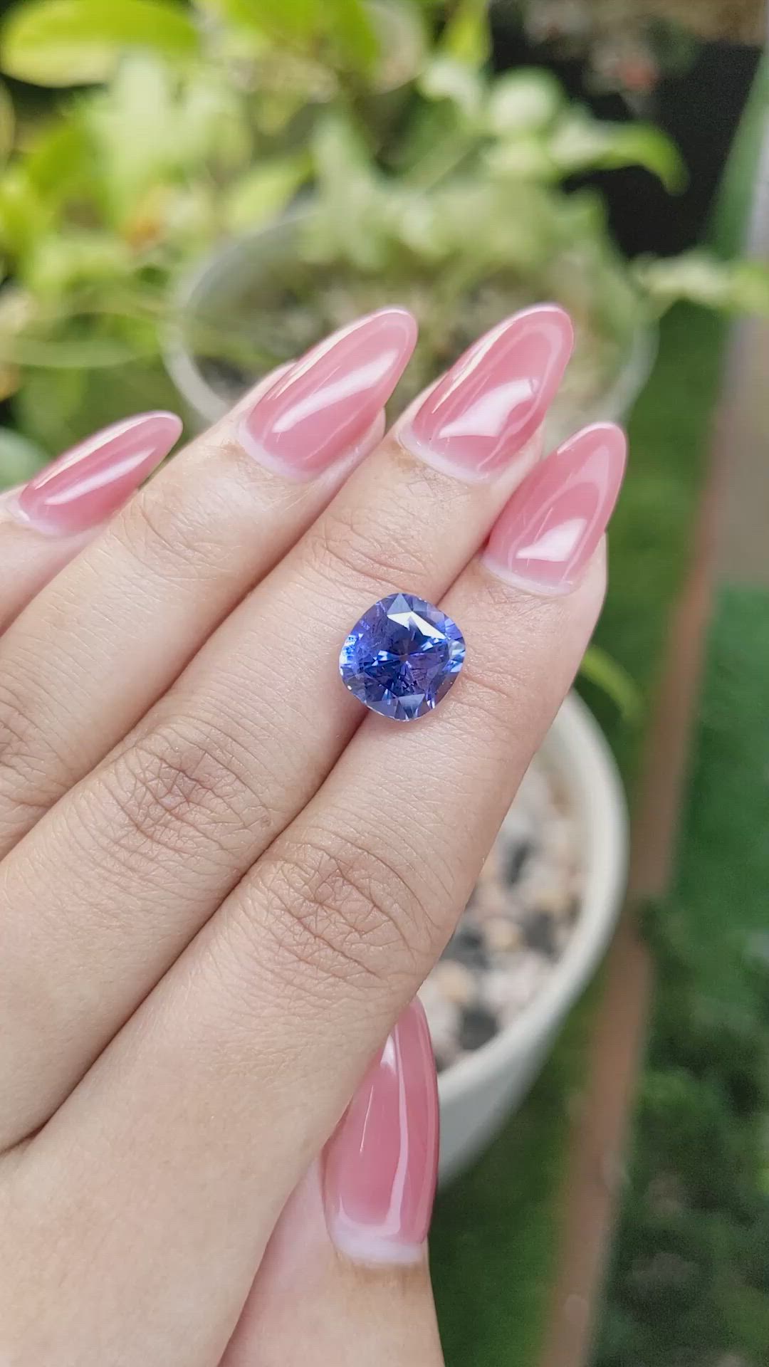 6.39 Ct. Blue Sapphire from Ceylon (Sri Lanka) Size Video