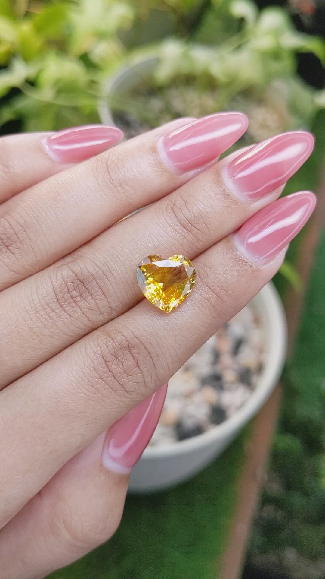 5.93 Ct. Orangish Yellow Sapphire from Ceylon (Sri Lanka) Size Video