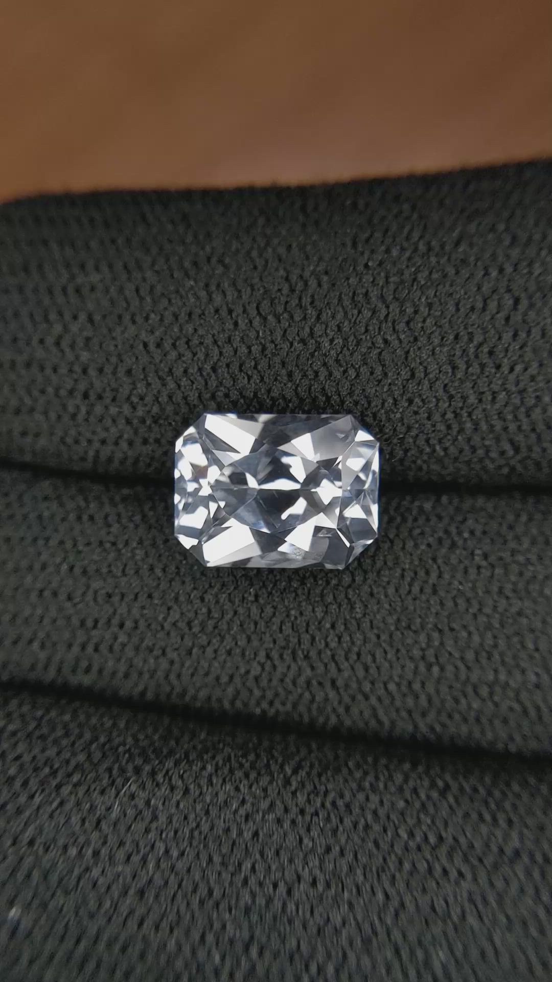 6.11 Ct. White Sapphire from Ceylon (Sri Lanka) Size Video