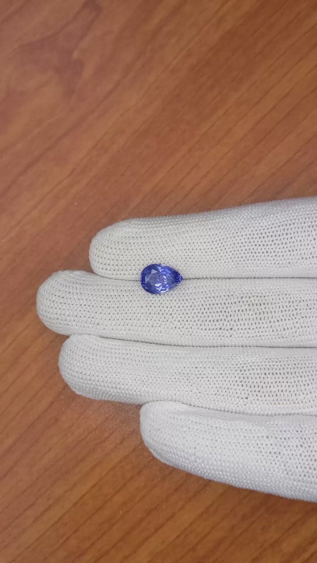 3.17 Ct. Blue Sapphire from Ceylon (Sri Lanka) Size Video