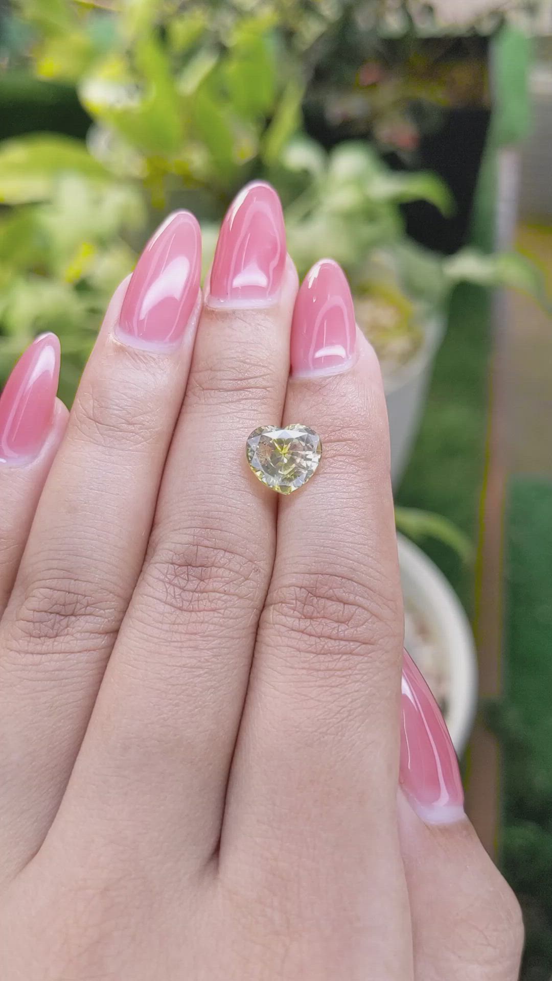 3.64 Ct. Yellow Sapphire from Ceylon (Sri Lanka) Size Video