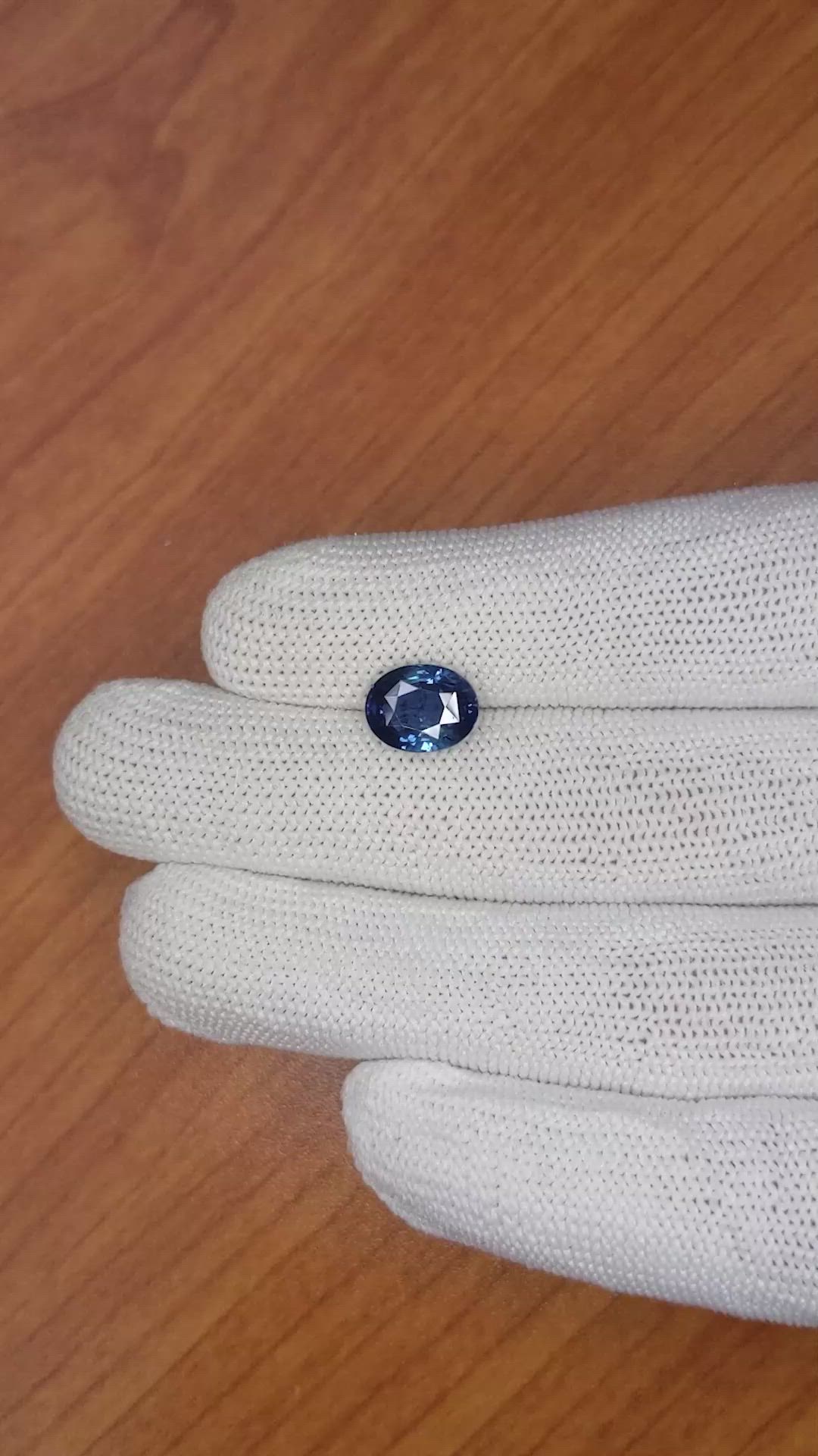 3.12 Ct. Greenish Blue Sapphire from Ceylon (Sri Lanka) Size Video