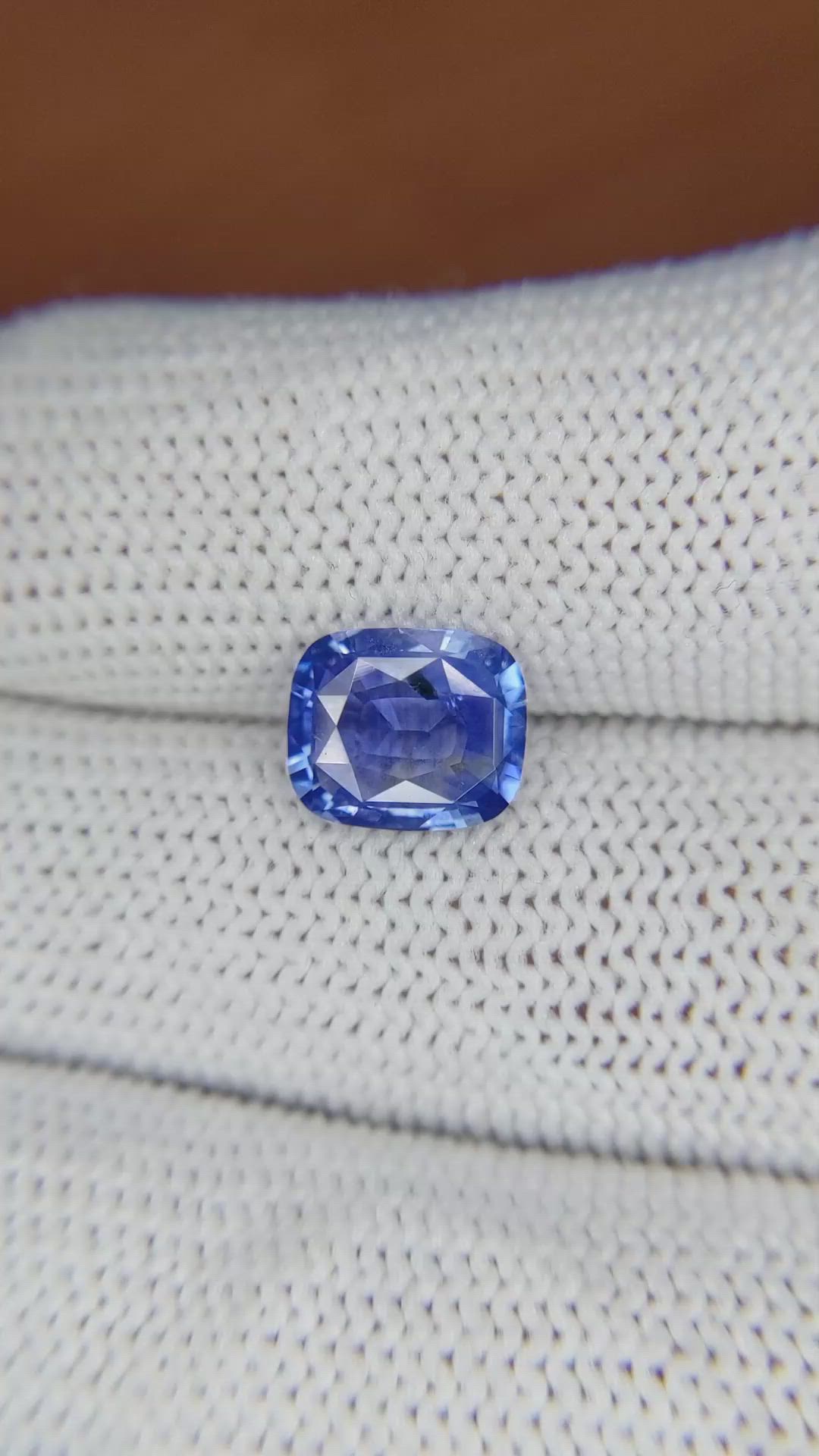 2.34 Ct. Blue Sapphire from Ceylon (Sri Lanka) Size Video