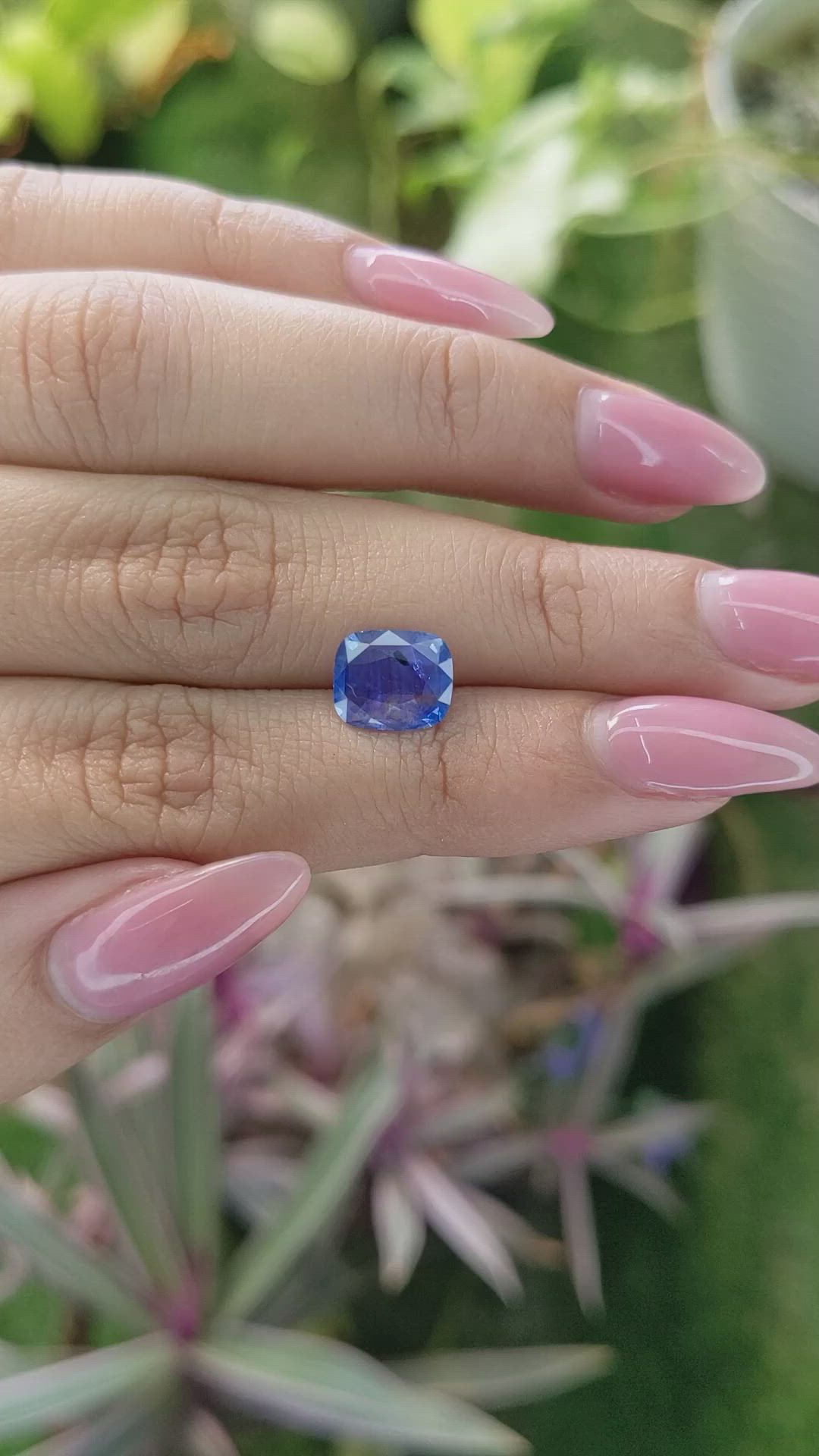 2.34 Ct. Blue Sapphire from Ceylon (Sri Lanka) Size Video