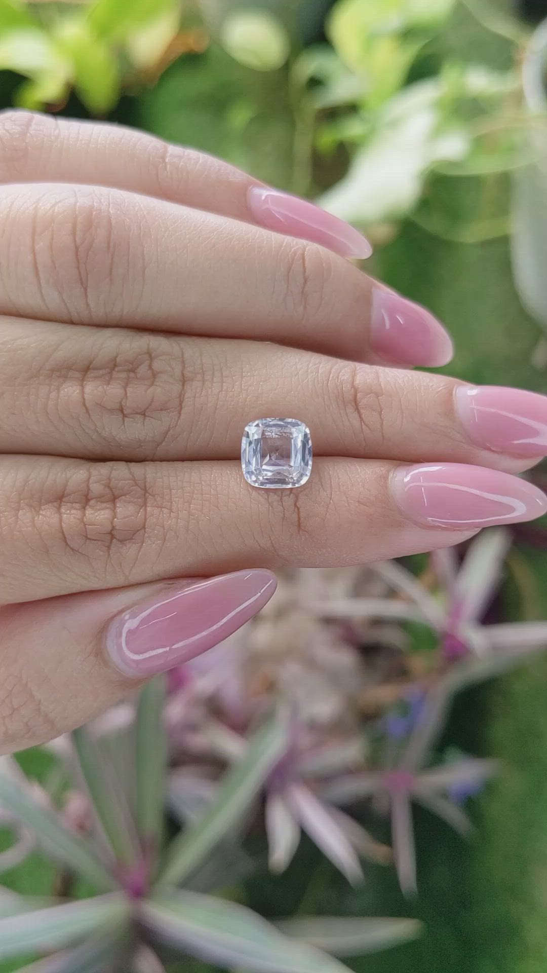 2.58 Ct. White Sapphire from Ceylon (Sri Lanka) Size Video