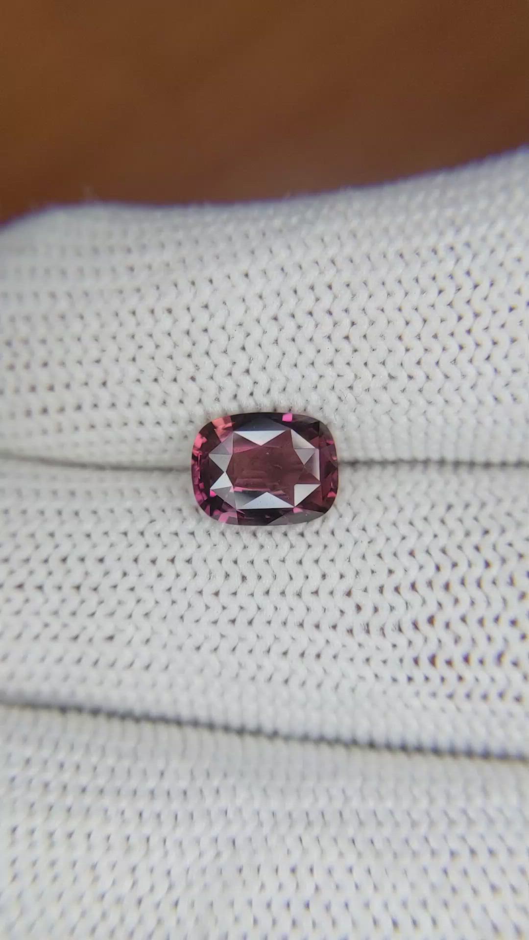 2.01 Ct. Pink Sapphire from Ceylon (Sri Lanka) Size Video