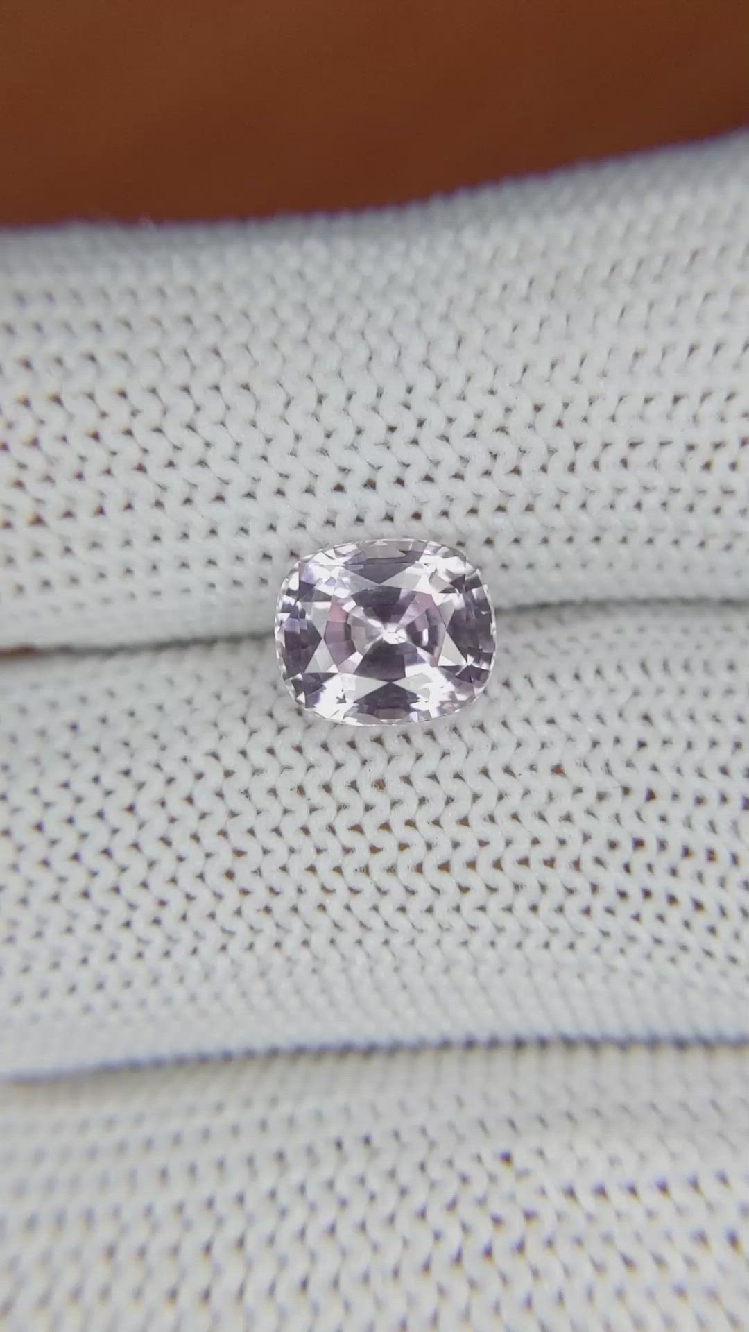 2.69 Ct. Purplish Pink Sapphire from Ceylon (Sri Lanka) Size Video