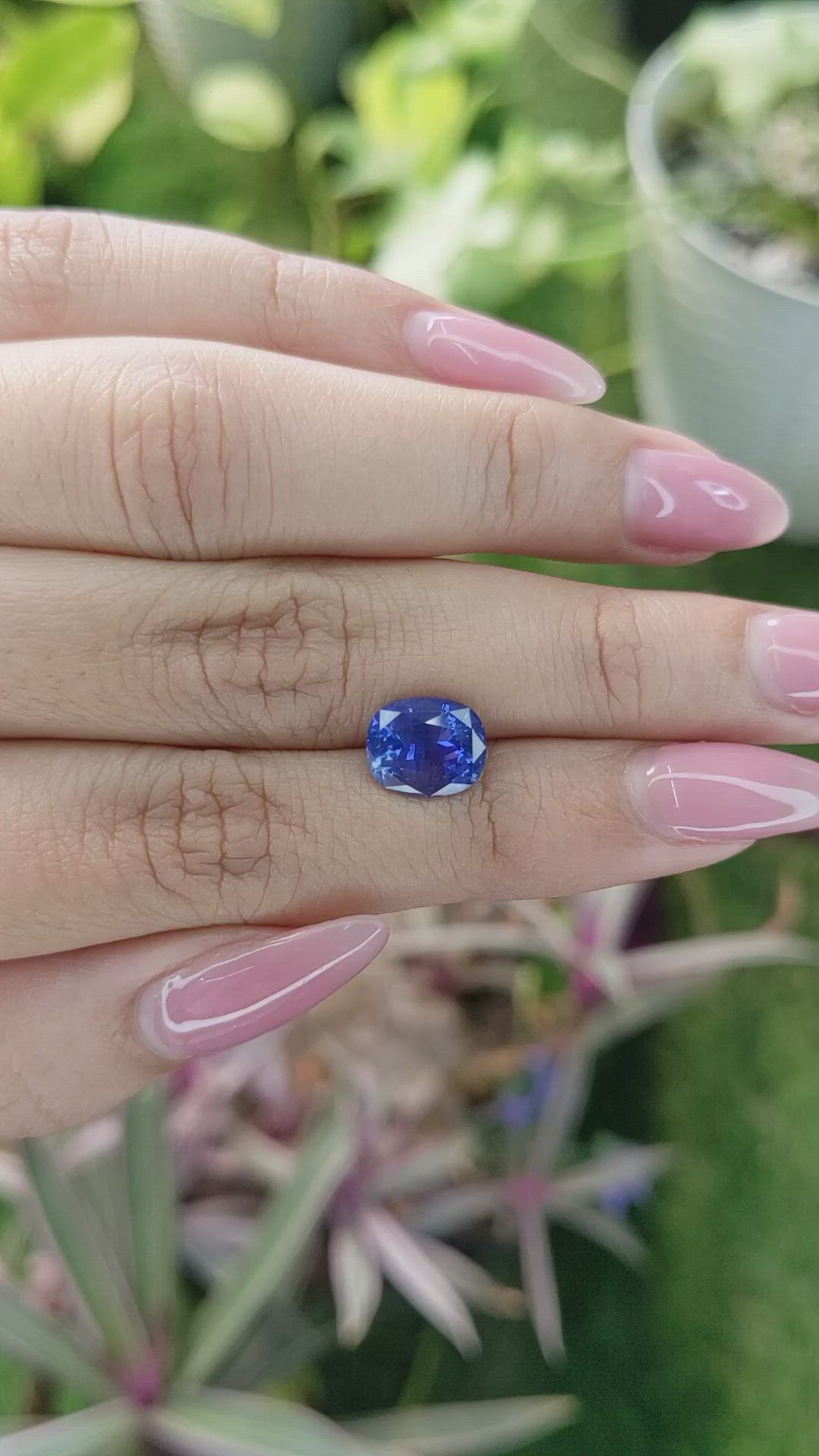 3.19 Ct. Blue Sapphire from Ceylon (Sri Lanka) Size Video