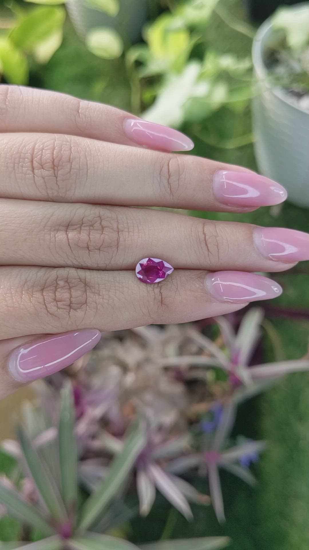 1.40 Ct. Purplish Pink Sapphire from Ceylon (Sri Lanka) Size Video