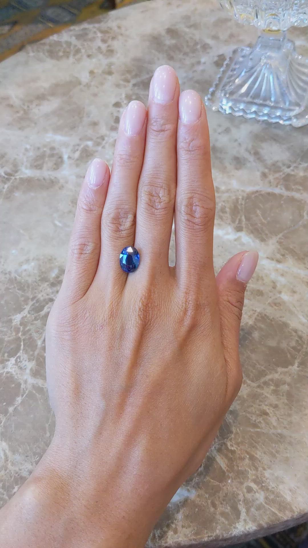 5.00 Ct. Blue Sapphire from Ceylon (Sri Lanka) Size Video