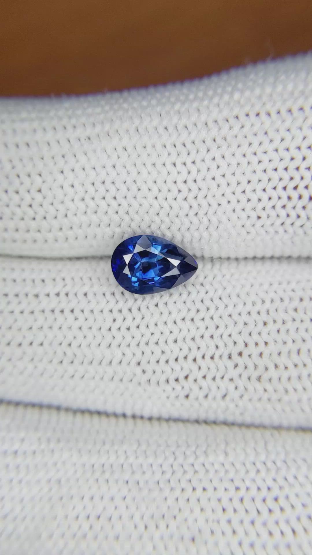 1.63 Ct. Blue Sapphire from Ceylon (Sri Lanka) Size Video