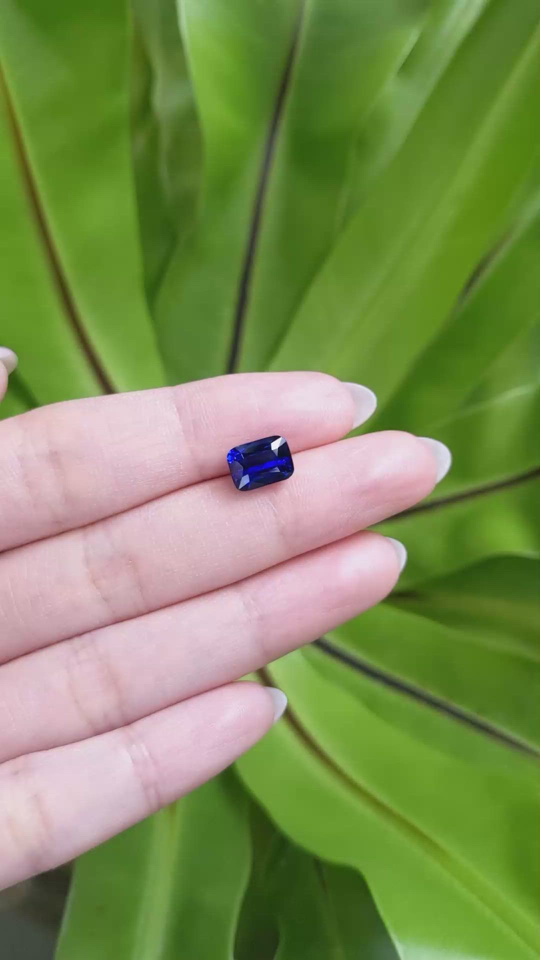 3.51 Ct. Blue Sapphire from Ceylon (Sri Lanka) Size Video