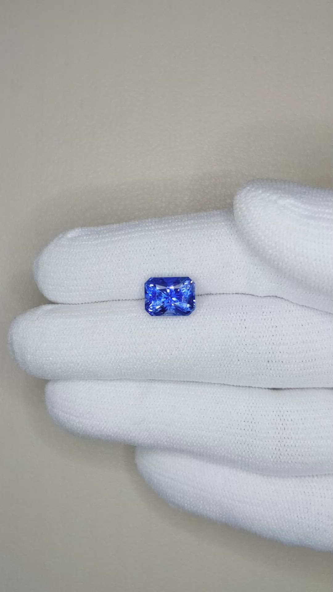 3.58 Ct. Blue Sapphire from Ceylon (Sri Lanka) Size Video