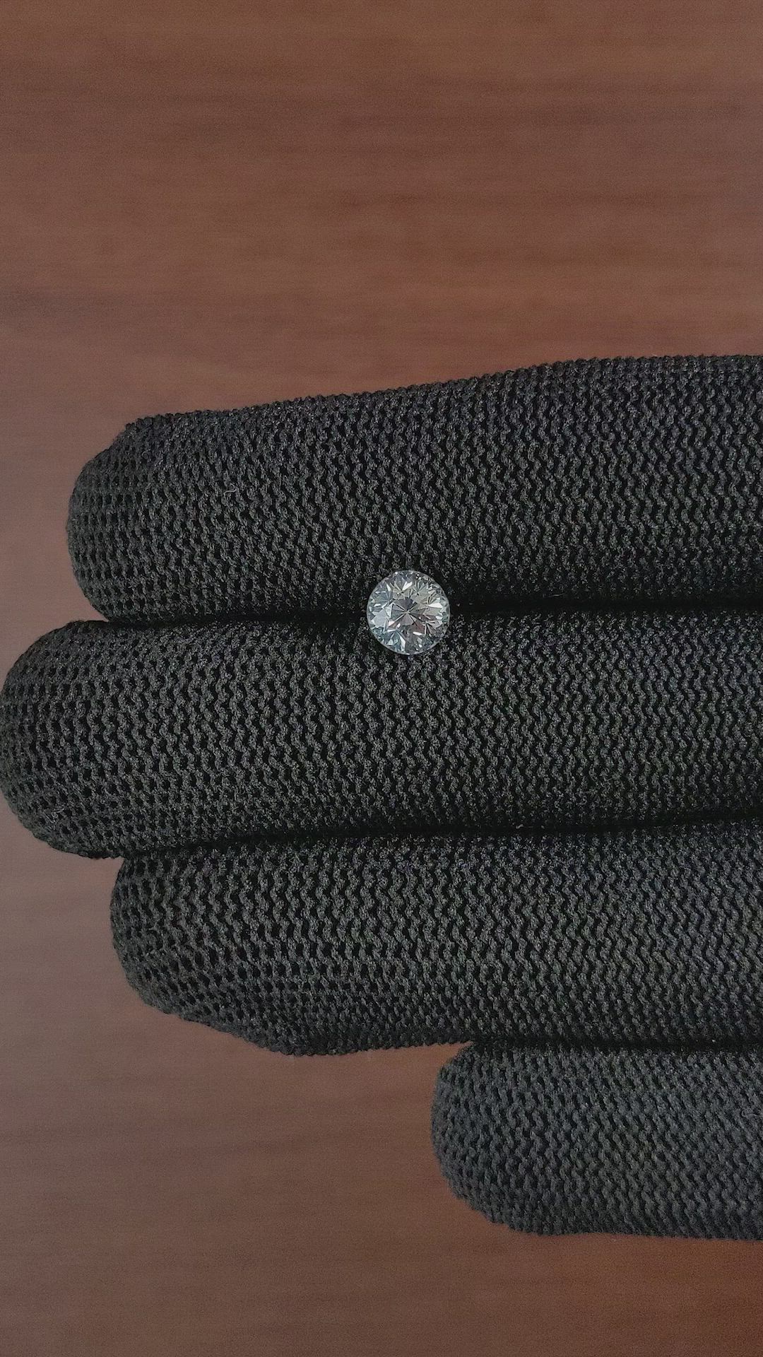 1.55 Ct. White Sapphire from Ceylon (Sri Lanka) Size Video
